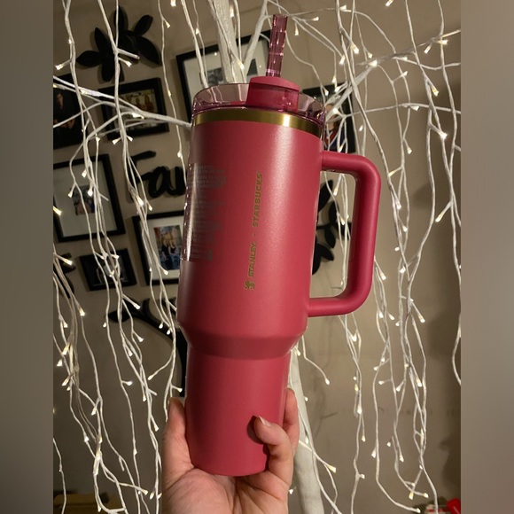 Brand New Starbucks x Stanley Berry 40oz Tumbler Holiday Release - Picture 1 of 2